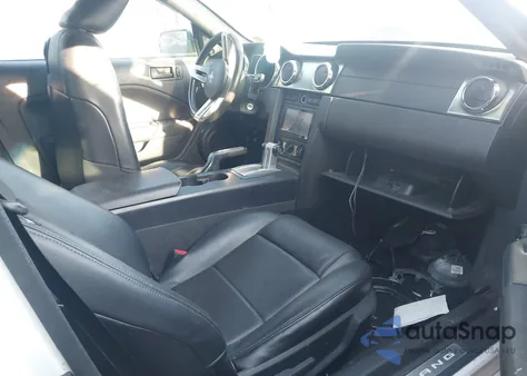 2006 Ford Mustang V6 z USA, uszkodzony, nr VIN 1ZVFT84N265189815